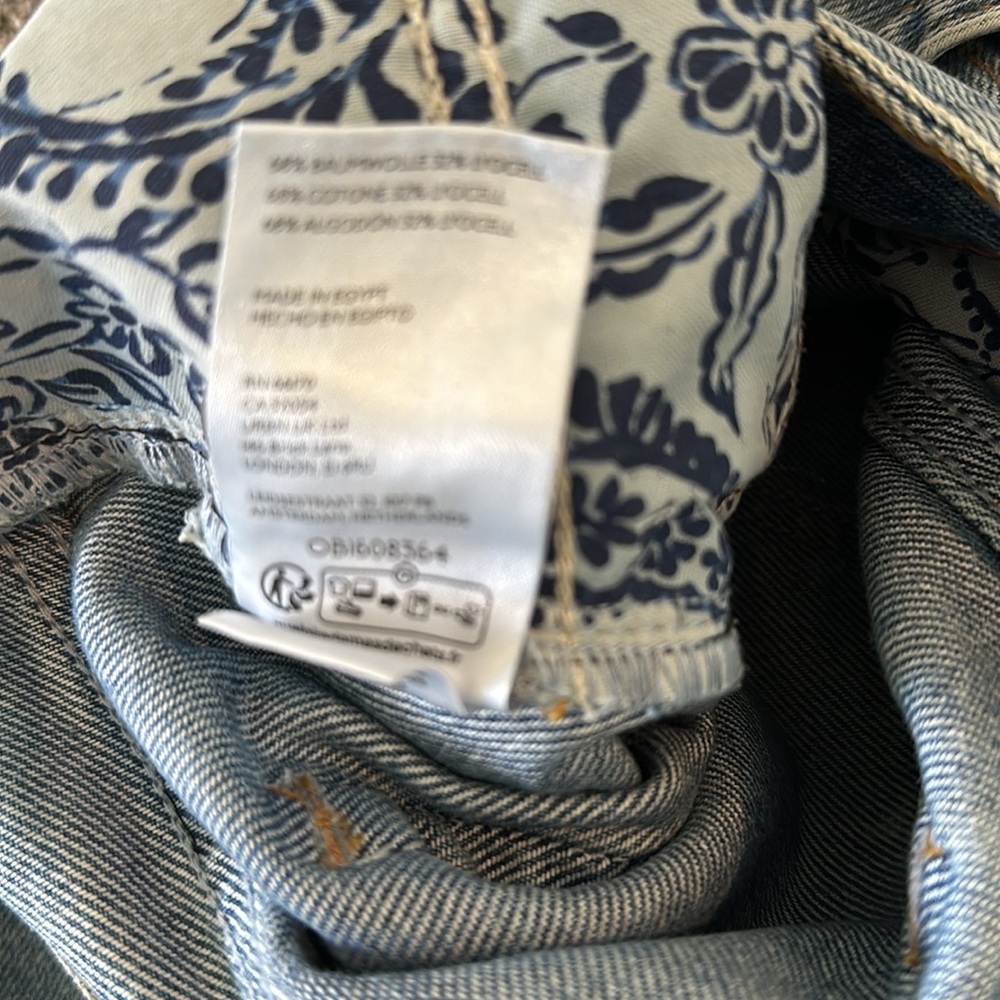 NWT Anthropologie Petite Pilcro The Madi Slit Front Denim Skirt Sz 6P - Picture 13 of 15
